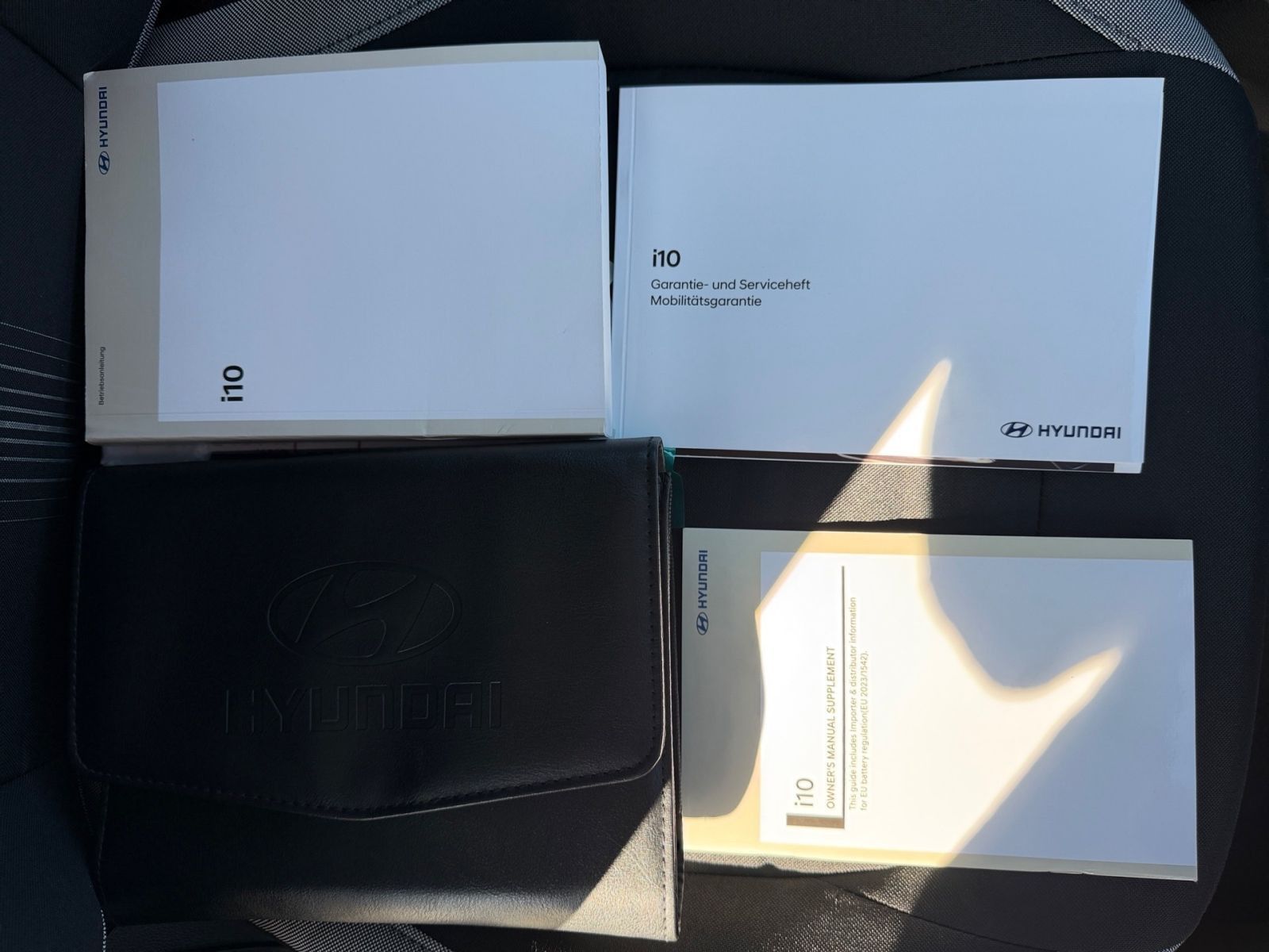 Fahrzeugabbildung Hyundai i10 1.0 Select Navi Kamera