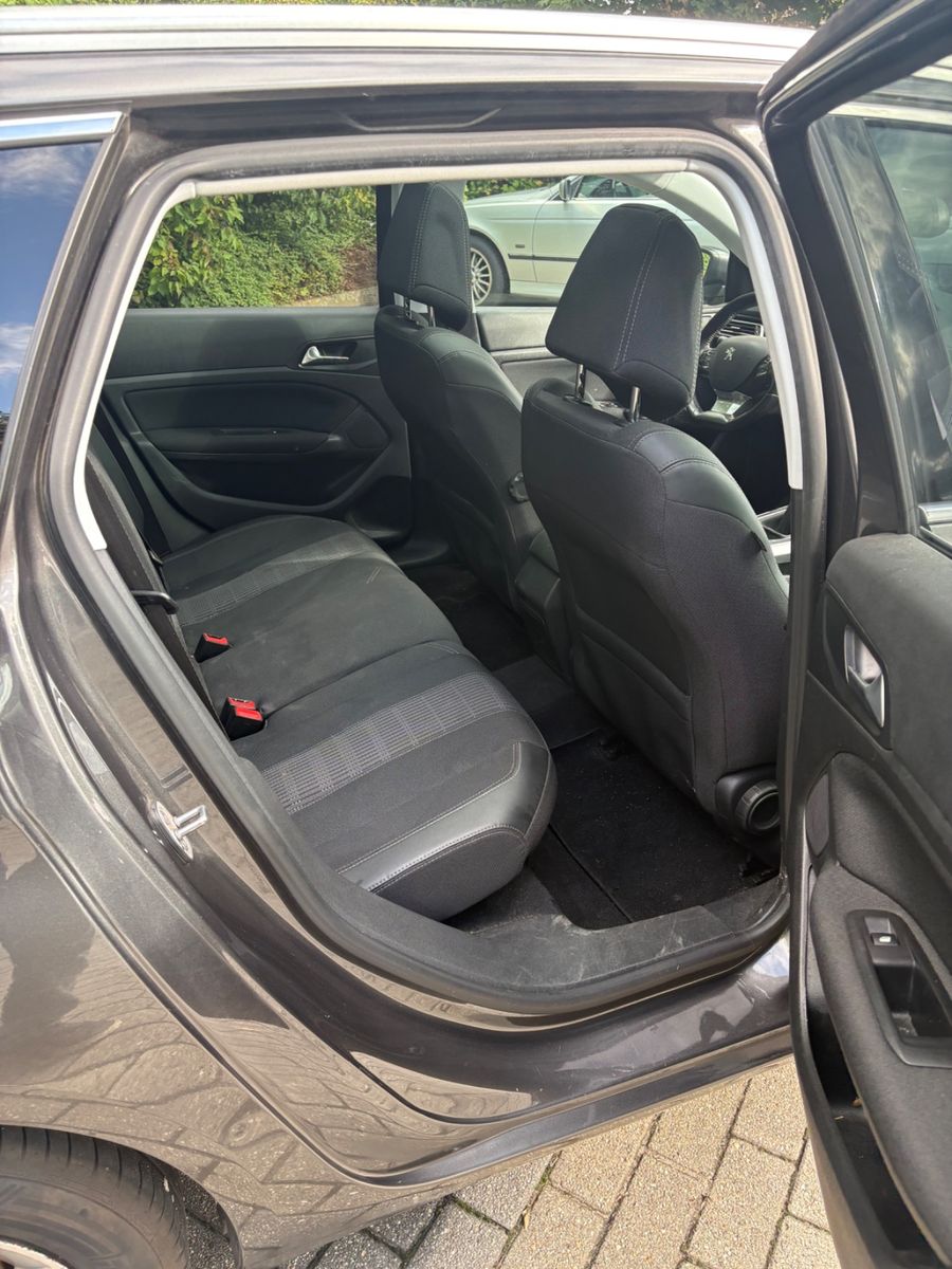 Photo 8 of PEUGEOT 308