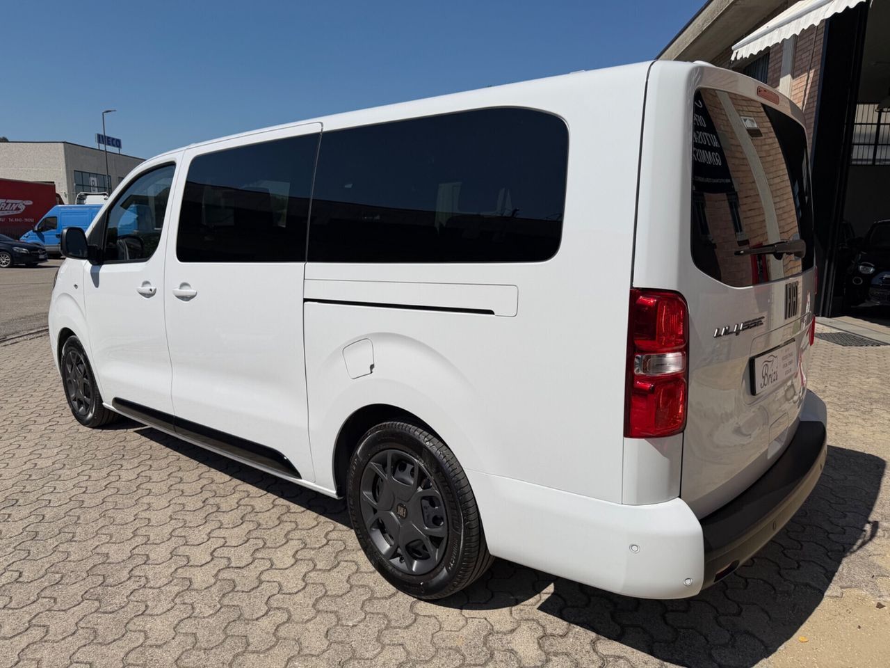 Fiat Ulysse 2.0 BlueHDi 180 CV AT8 L3 imagem 2