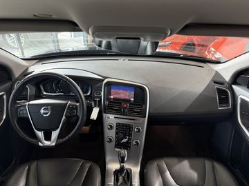 Volvo XC60 - 11
