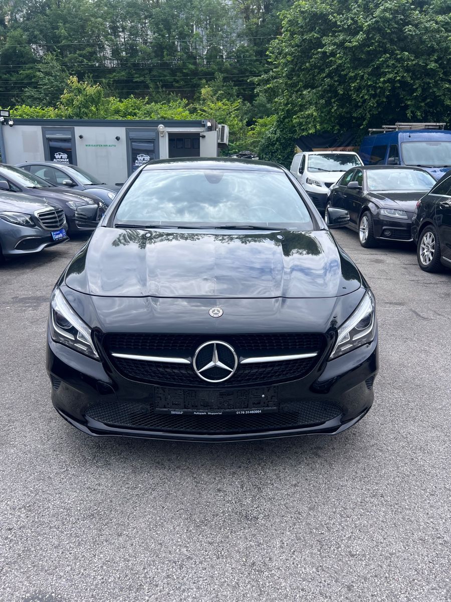 MERCEDES-BENZ CLA 200 Shooting Brake*AUTOMATIK*EURO6*1HAND