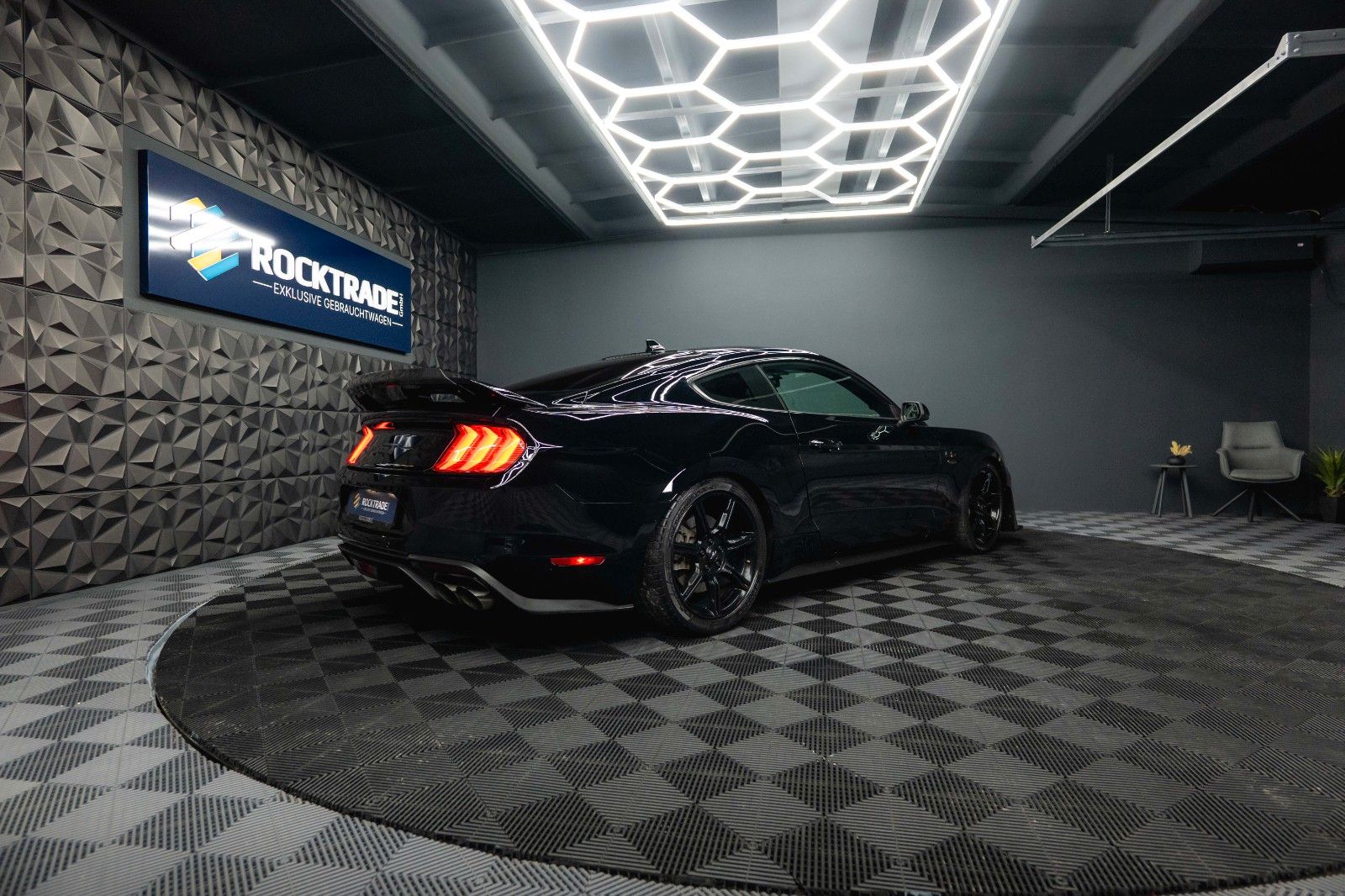 Fahrzeugabbildung Ford Mustang Shelby GT 500 5.0 V8 Performance PREMIUM