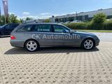 Mercedes-Benz E 200T Kompressor Avantgarde/7 Sitze/Navi/Xenon - Mercedes-Benz E 200: Kompressor Avantgarde