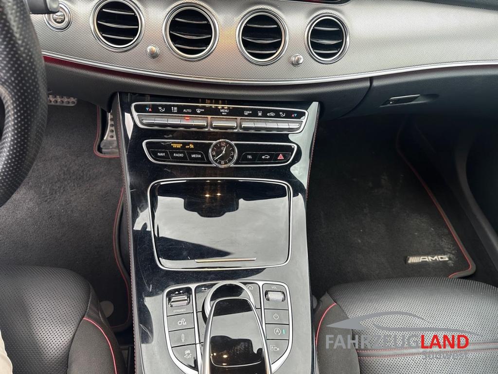 Mercedes-Benz E 43 AMG