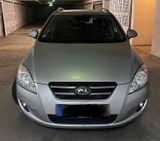 Kia cee'd / Ceed Sporty Wagon 1.6 CRDi 115PS - Kia aus 2008: Cee D