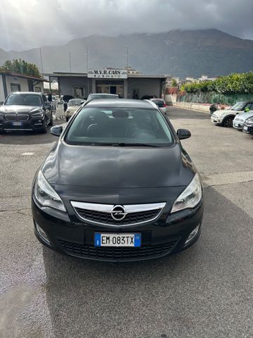 Opel Astra 1.4 Turbo 140CV Sports Tourer GPL Tec