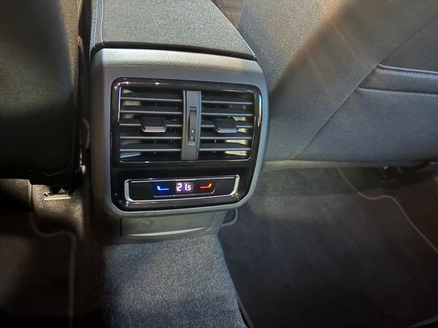 Passat Variant 2.0 TDI *LED*APP*DAB*NAVI*