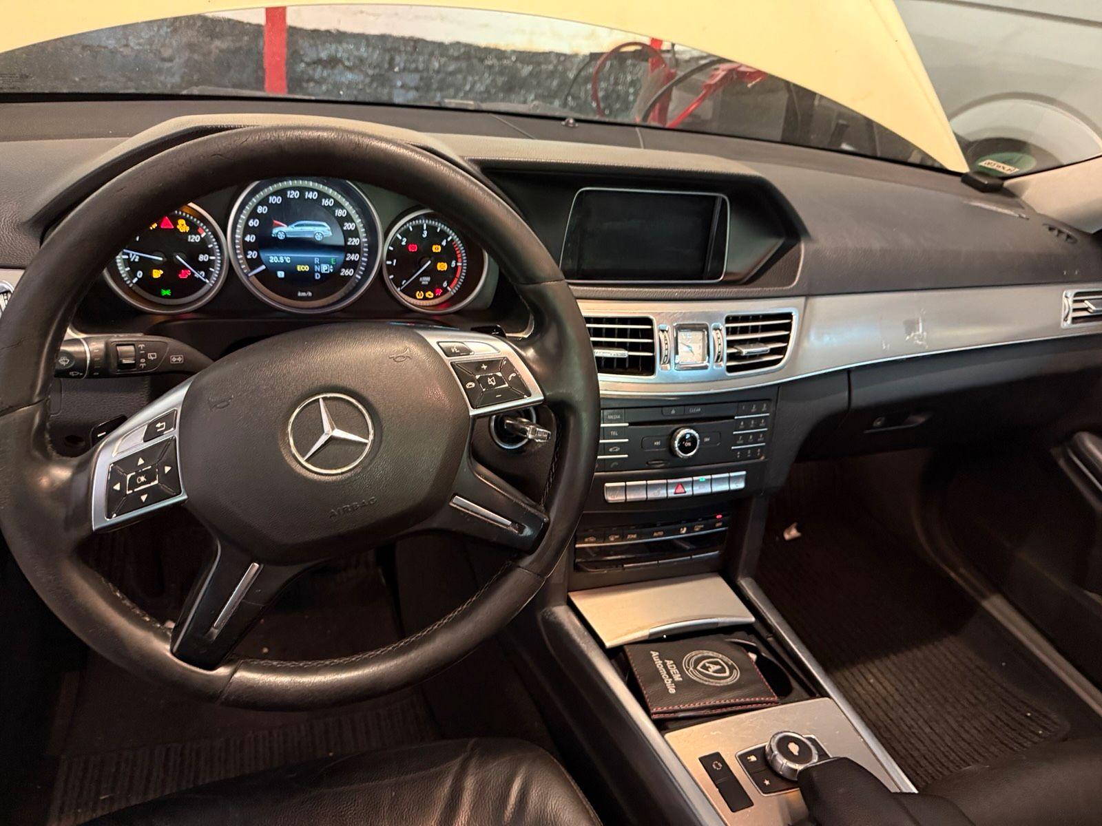 Mercedes-Benz E200 2015 — photo 12