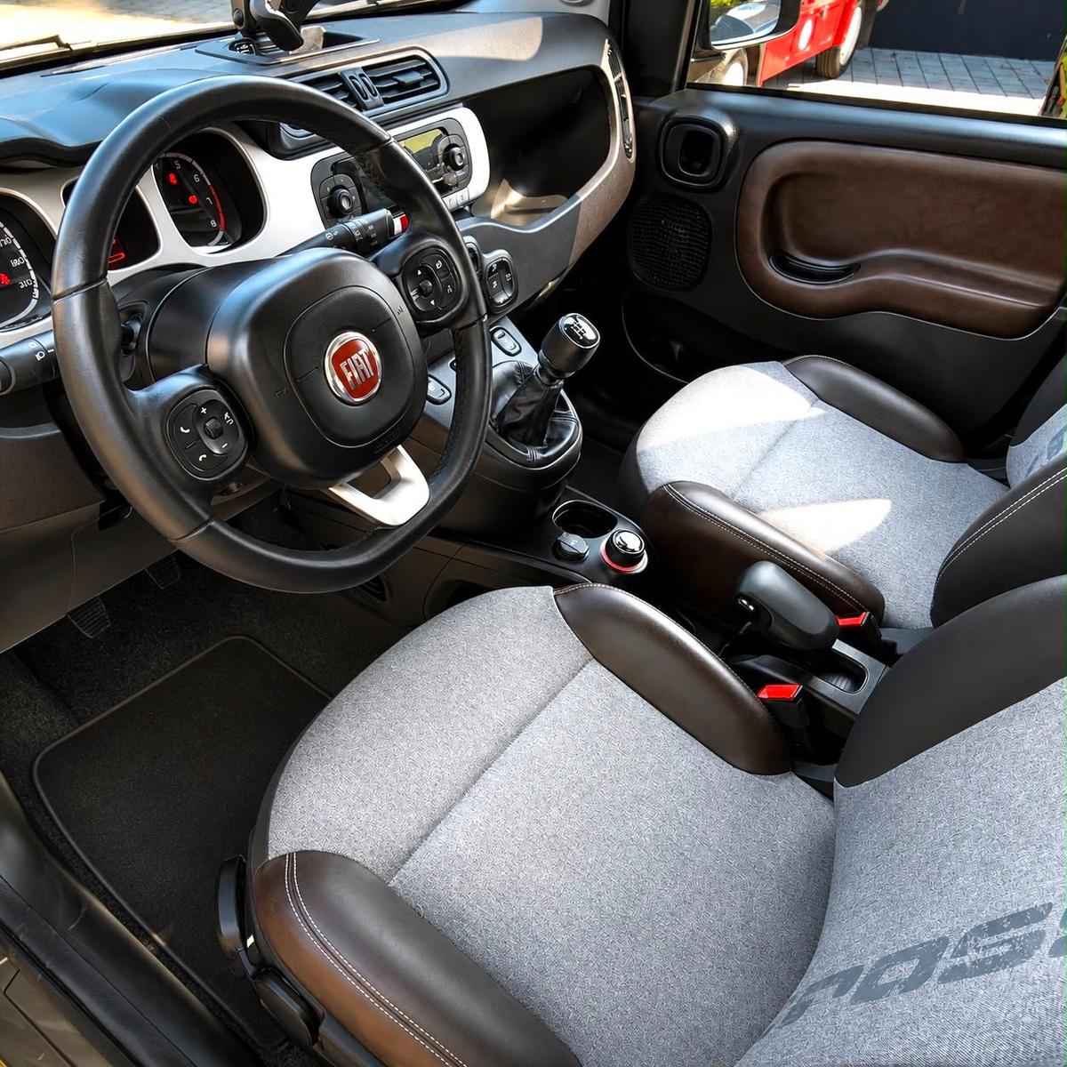 Fiat Panda Cross 4x4/1.Hand/Standhzg/SHZ/Klimaautom.