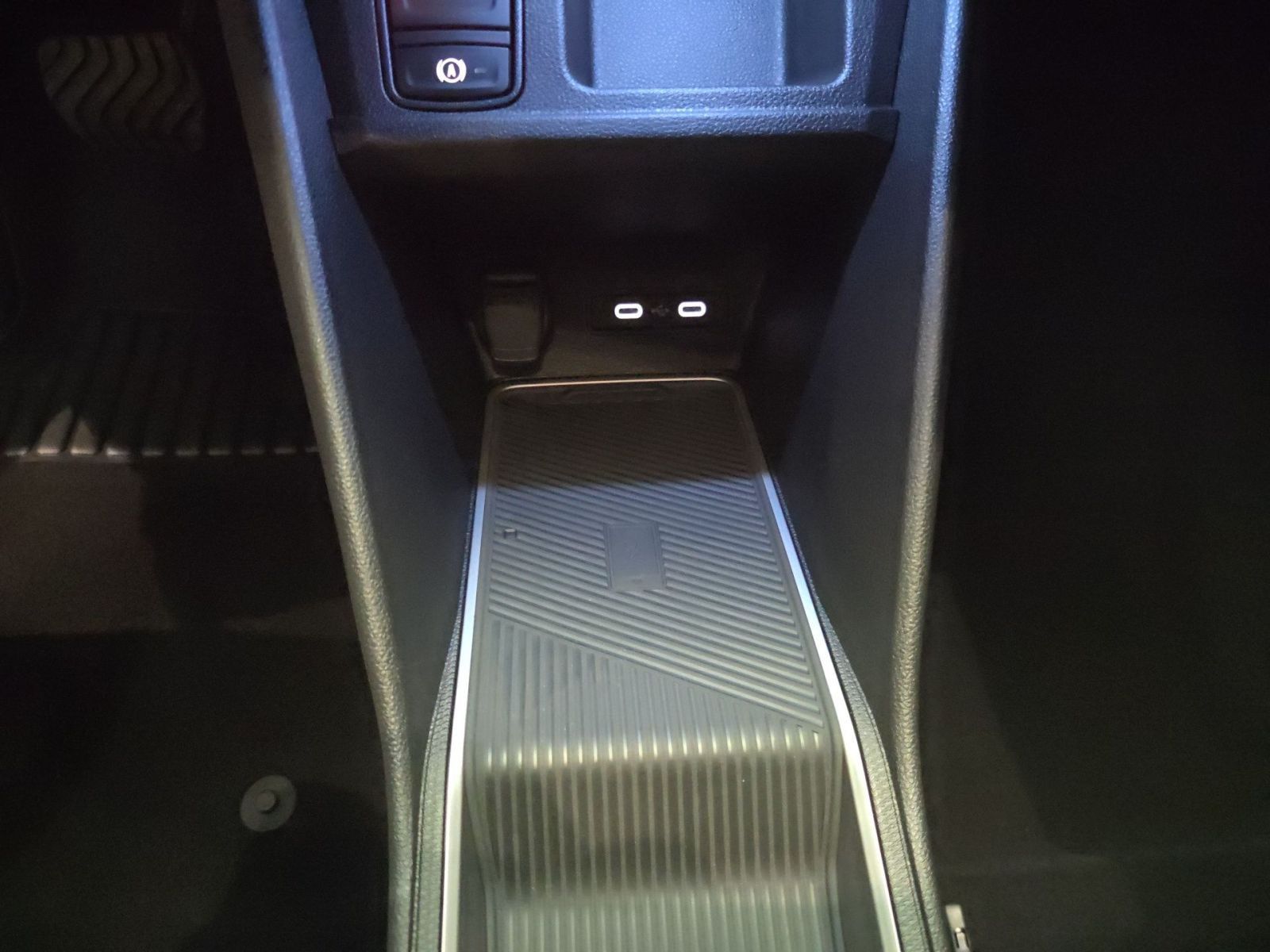 Fahrzeugabbildung Nissan Micra 110 kW Evolve*NAVI*PDC*KAMERA