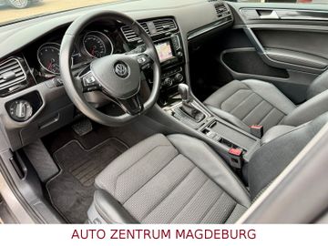 Volkswagen Golf - 11