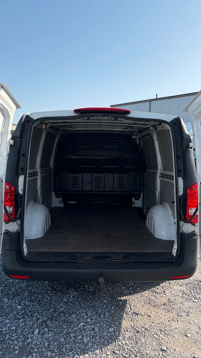 Fahrzeugabbildung Mercedes-Benz Vito Kasten 114 CDI FWD lang