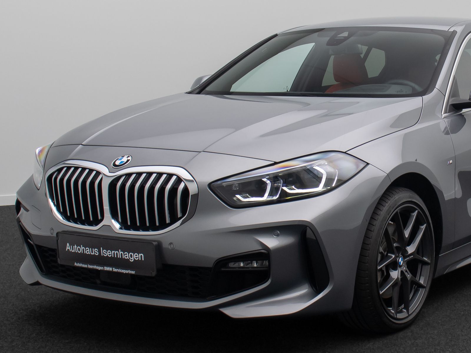Fahrzeugabbildung BMW 120i M Sport HUD Kamera DAB H/K Alarm LED 18Zoll