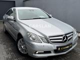 Mercedes-Benz E 200 Coupe ELEGANCE LED+NAVI+XENON+LEDER+PDC - Mercedes-Benz E 200: Elegance