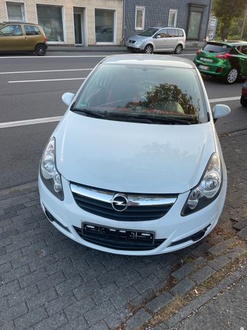 Opel Corsa 1.2 Twinport -Tüv bis okt 2025