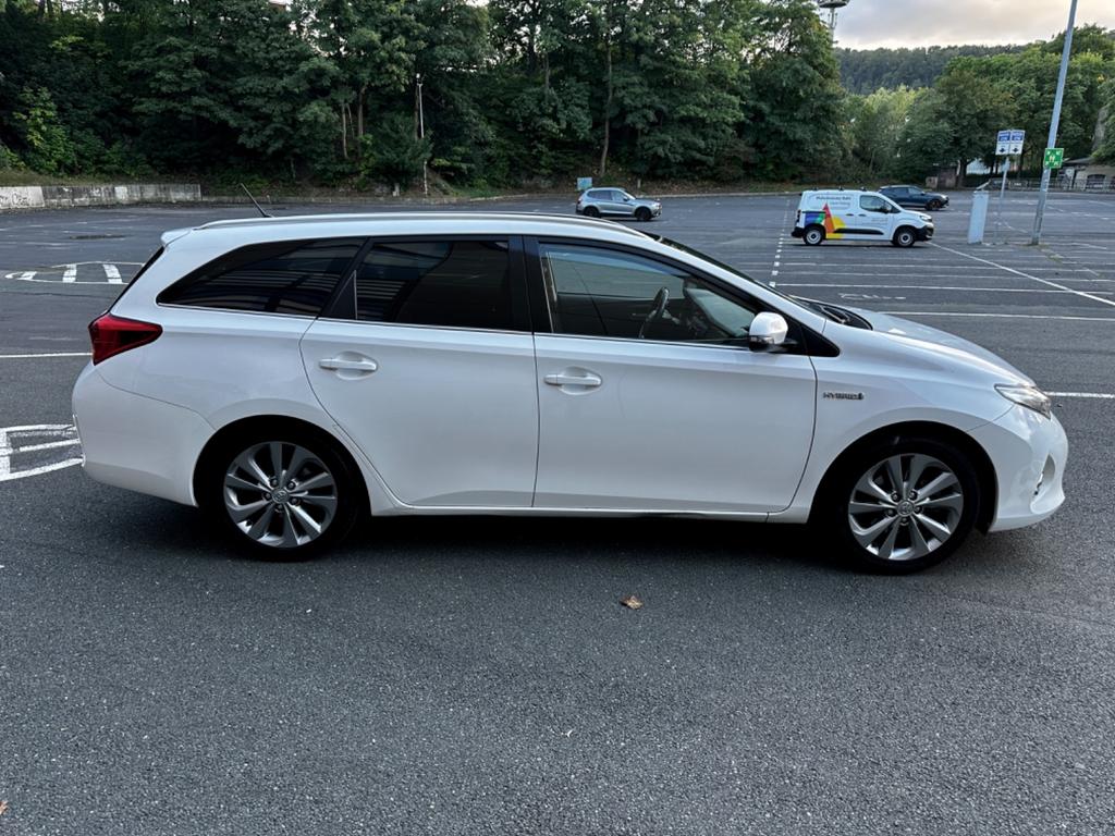 Toyota Auris Touring Sports
