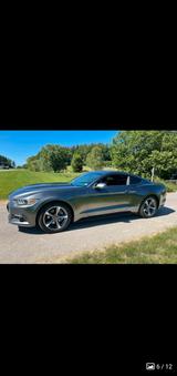 Ford Mustang V6 3,7 Liter - Ford Mustang: V6