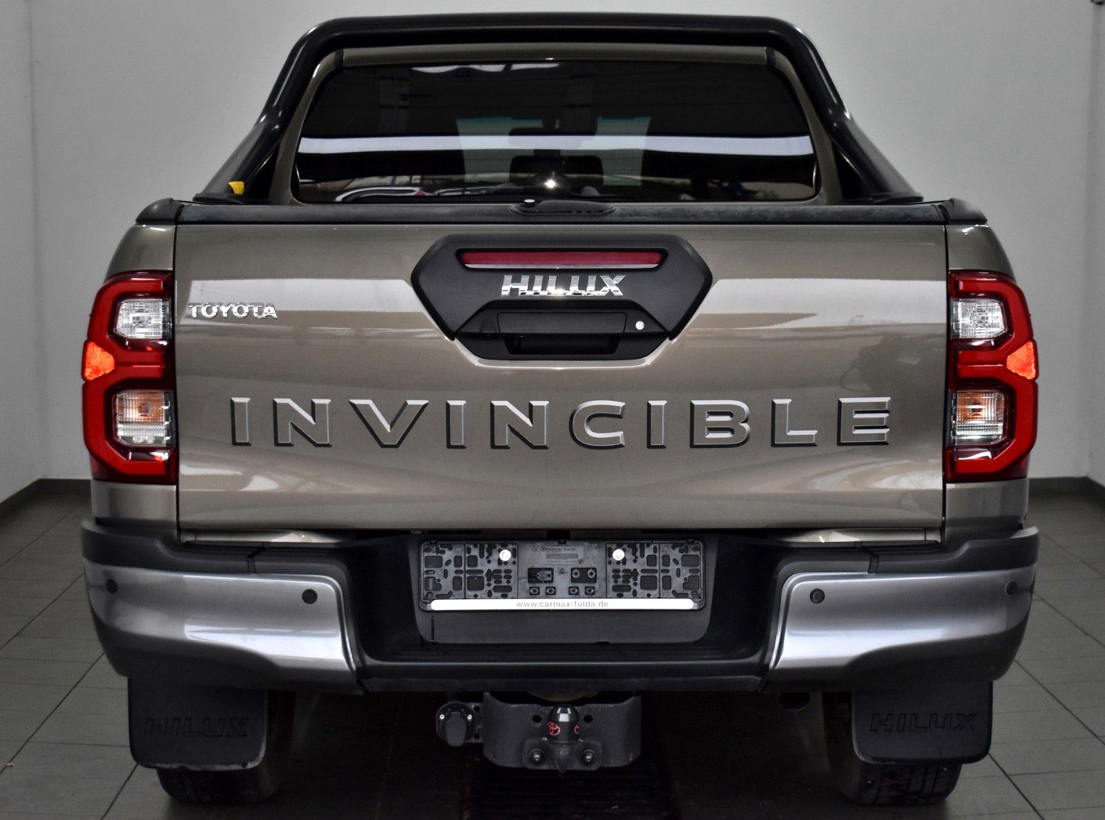 Fahrzeugabbildung Toyota Hilux 2.8 D4-D Invincible ,VOLL! ACC,JBL,LED,AHK