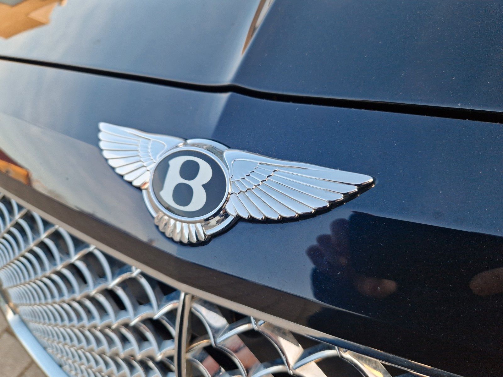Fahrzeugabbildung Bentley Bentayga V8 Diesel*Massage*AHK*Schiebedach*VOLL