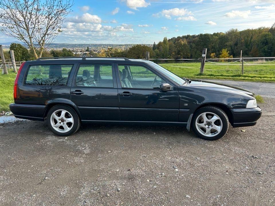 Volvo V70
