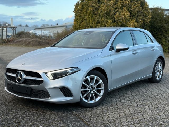 MERCEDES-BENZ A 180 * AUTOMATIK * NAVI * KAMERA* SPUR * TW*LED
