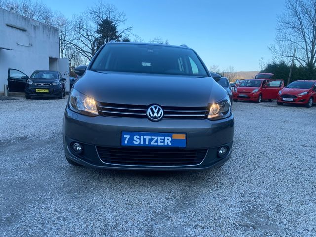 Volkswagen Touran Cup/7xSitze/Standheizu/Navi/PDS/AHK/1Hand