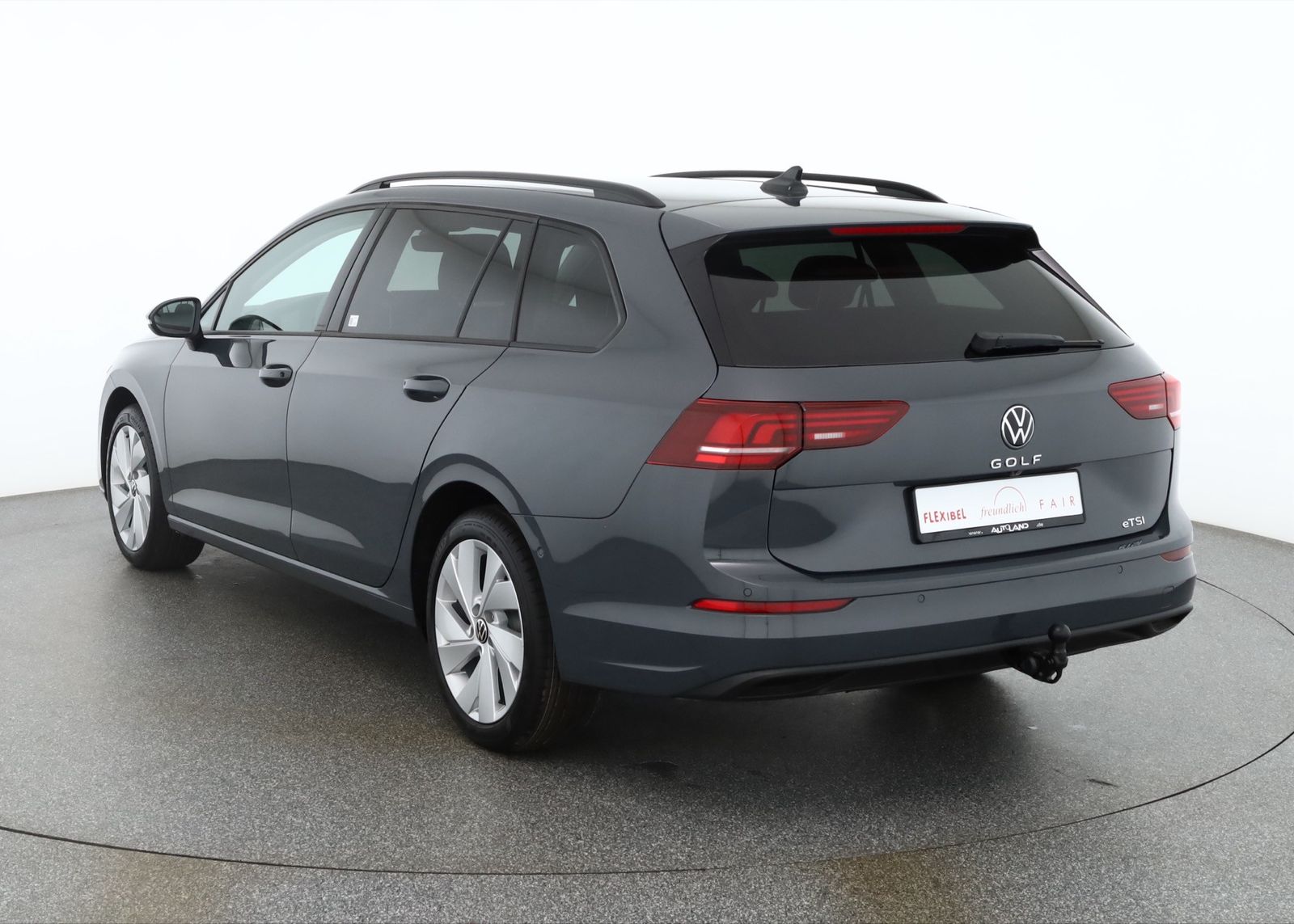 Volkswagen Golf VIII Variant e1.5 TSI DSG LED ACC AHK imagem 3