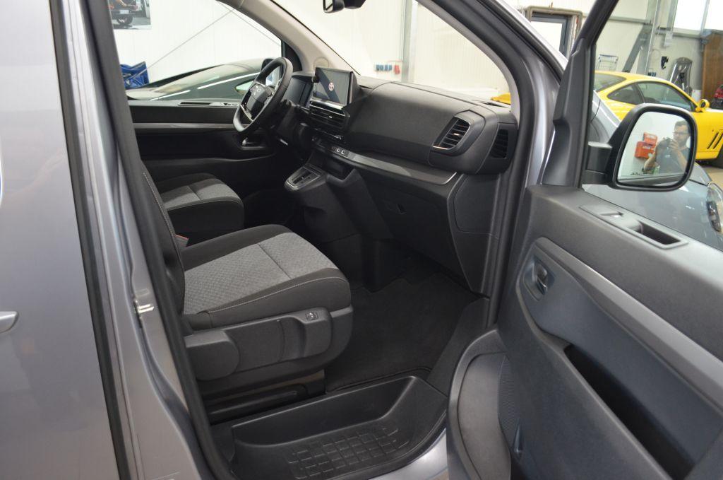 Toyota Proace 2,0-l-D L2 (8-Si.) Autm. Verso Team D*ACC
