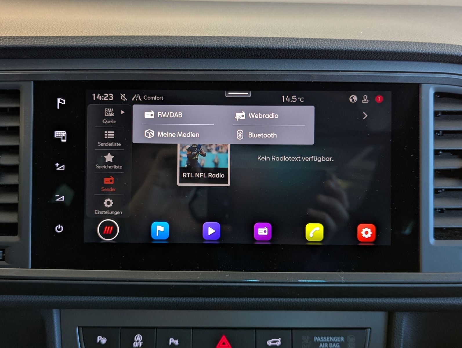 Fahrzeugabbildung CUPRA Ateca 1.5 TSI DSG Pano Memory ACC AHK-Vorb. 19"