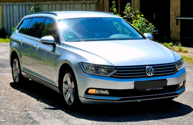 VW Passat Variant