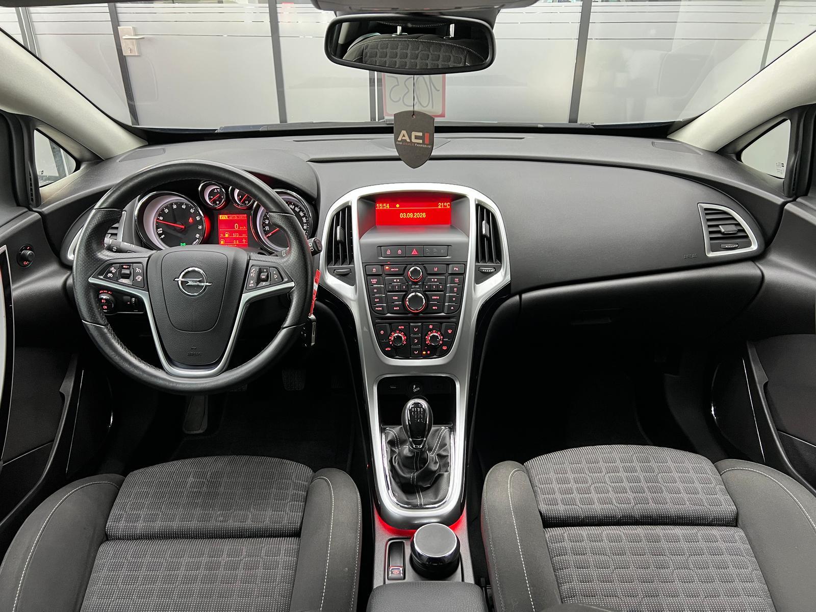 Opel Astra 1.6 GTC SIDI Turbo Innovation Metallic