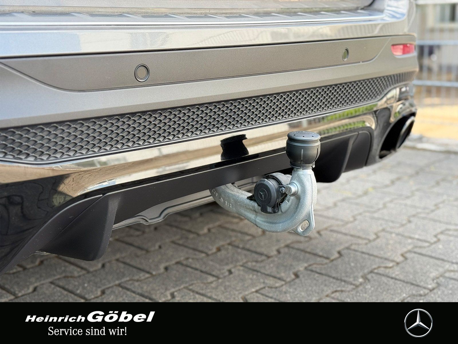 Fahrzeugabbildung Mercedes-Benz AMG GLB 35 4M PRE PANO AHK MEM-SIT MB-LED WP VZA