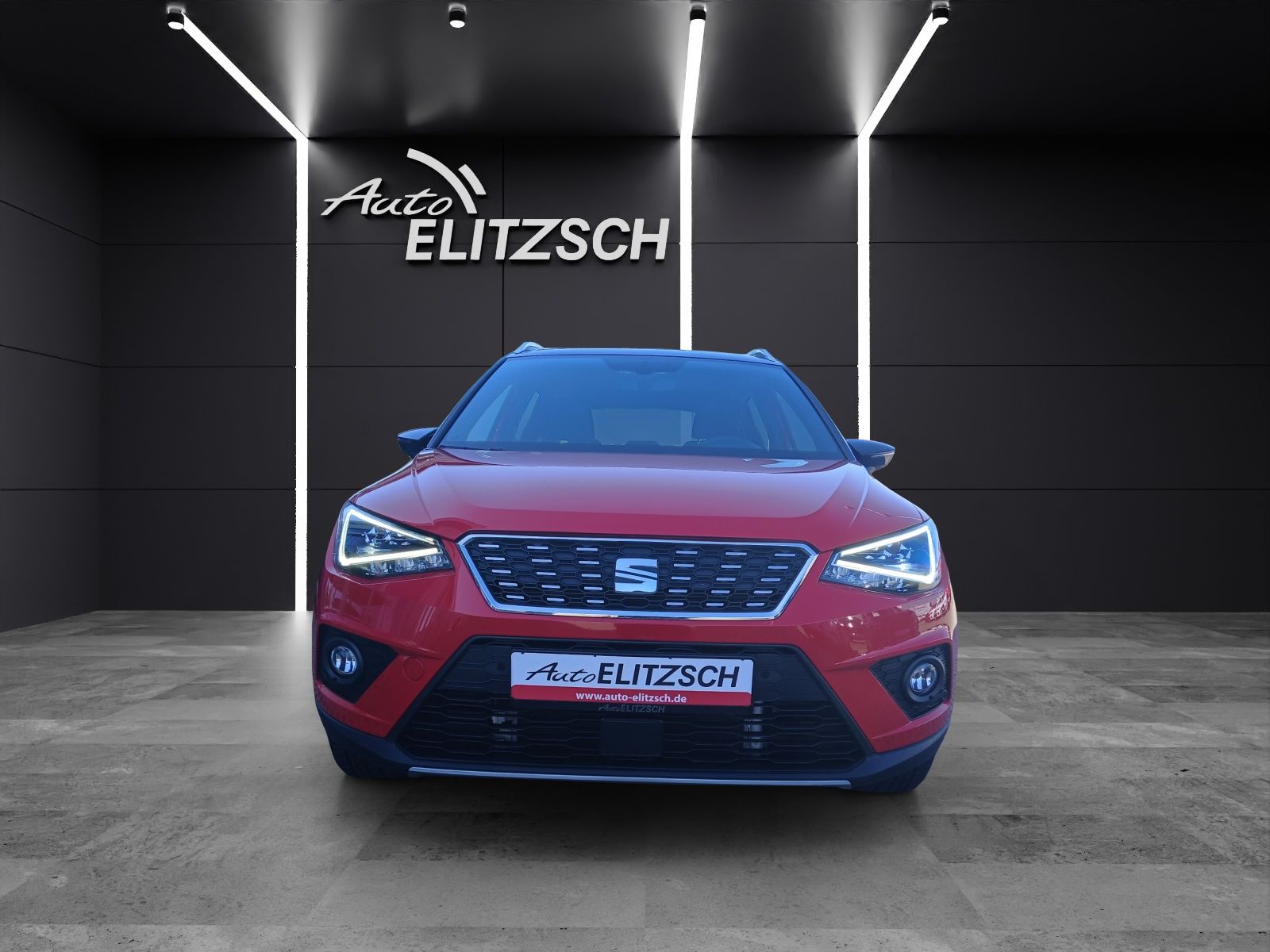Fahrzeugabbildung SEAT Arona TSI Xcellence DSG LED AHK Navi ACC RFK SH