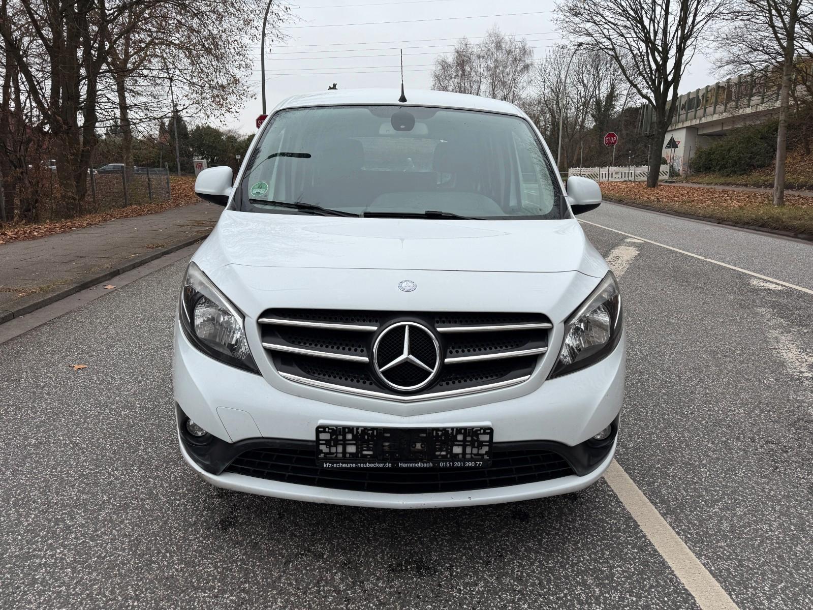 Mercedes-Benz Citan-Klimaauto-Kamera-Rollstuhlrampe