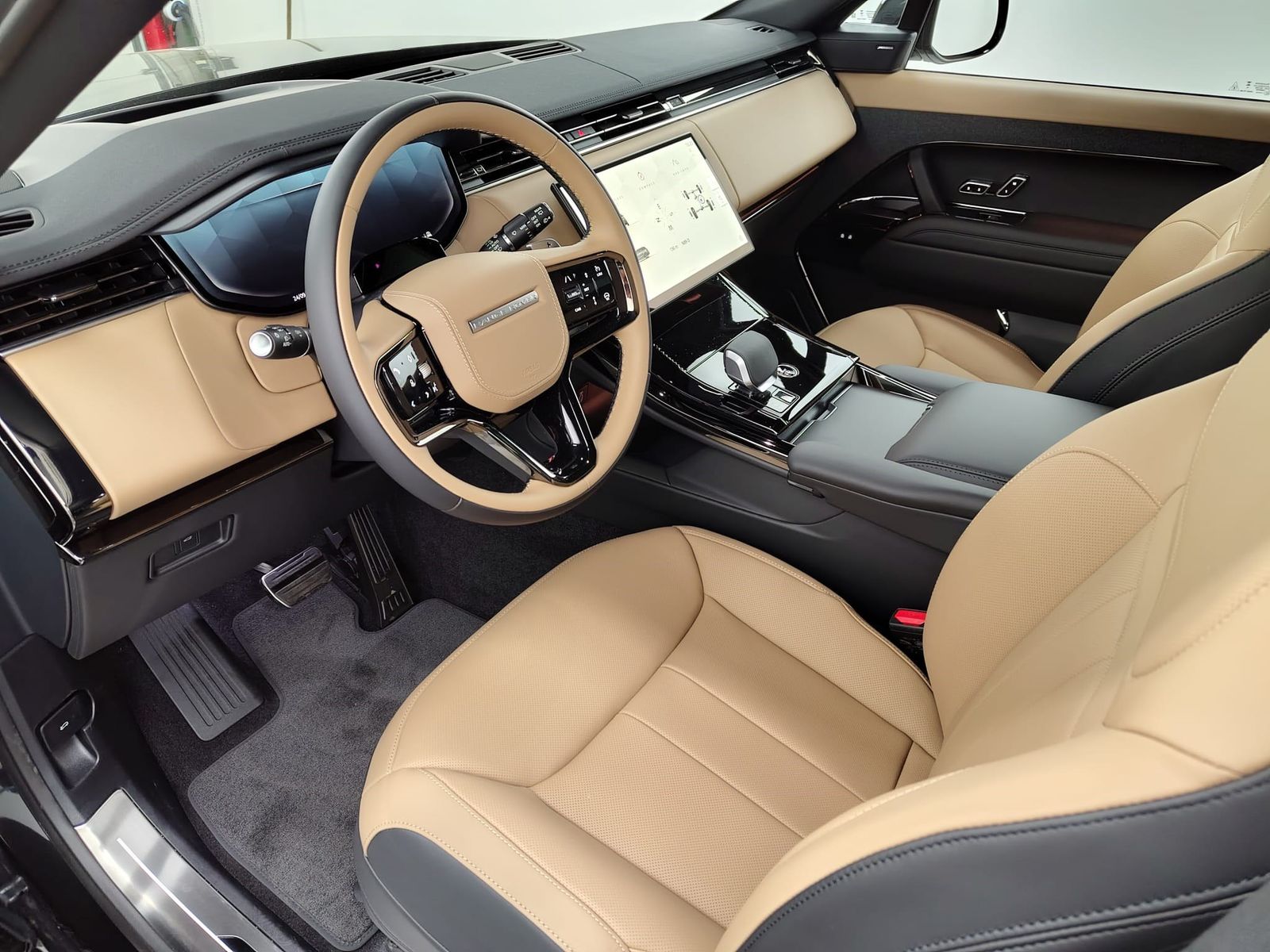 LAND ROVER Range Rover Sport D250 Dynamic SE Black Pano AHK – Bild 37