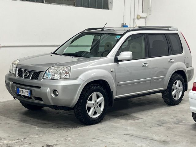 Nissan X-TRAIL 4X4 GANCIO TRAINO