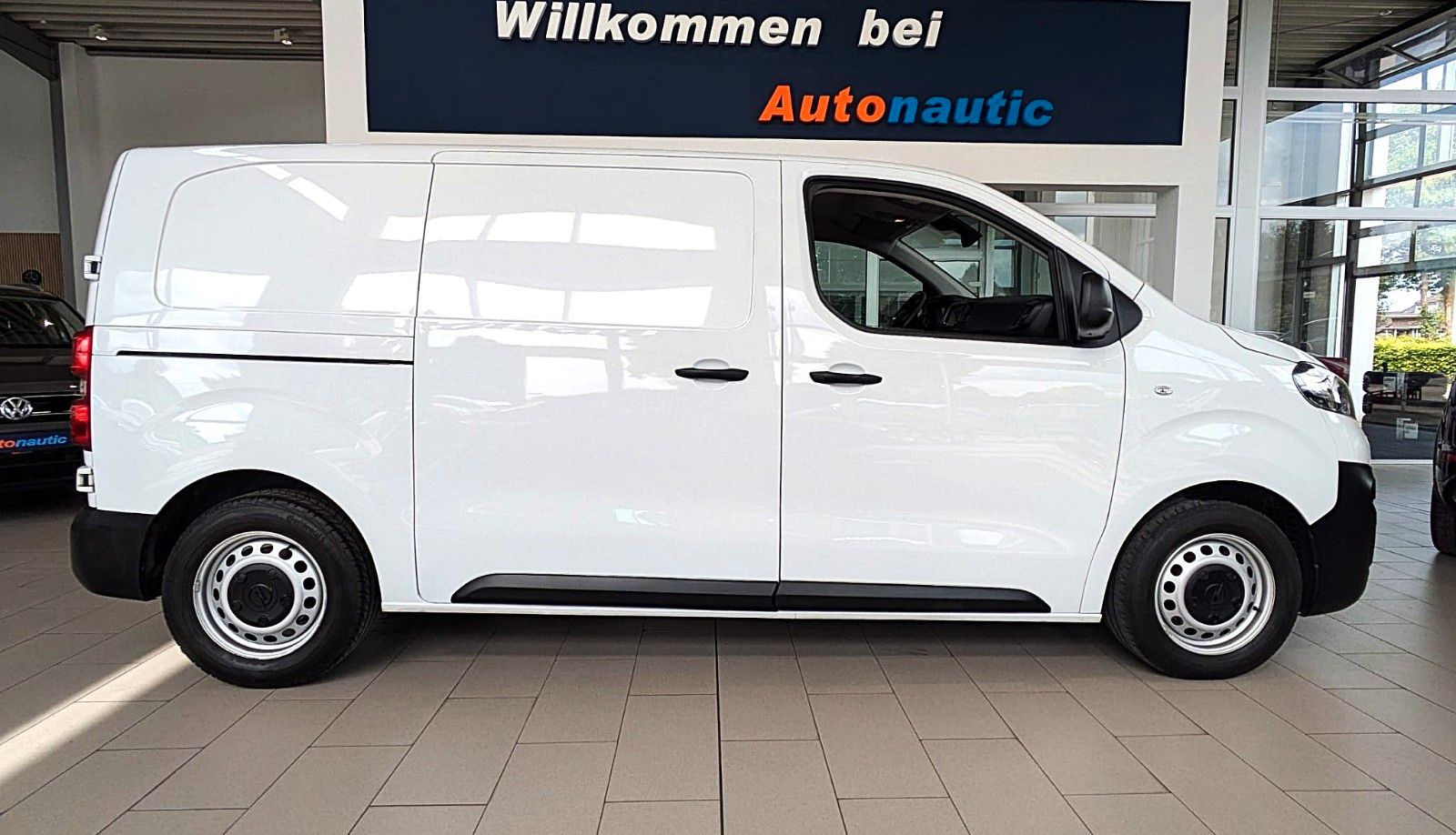 Fahrzeugabbildung Opel Vivaro Kasten Edition M KLIMA NAVI TEMPOMAT 1.Hd