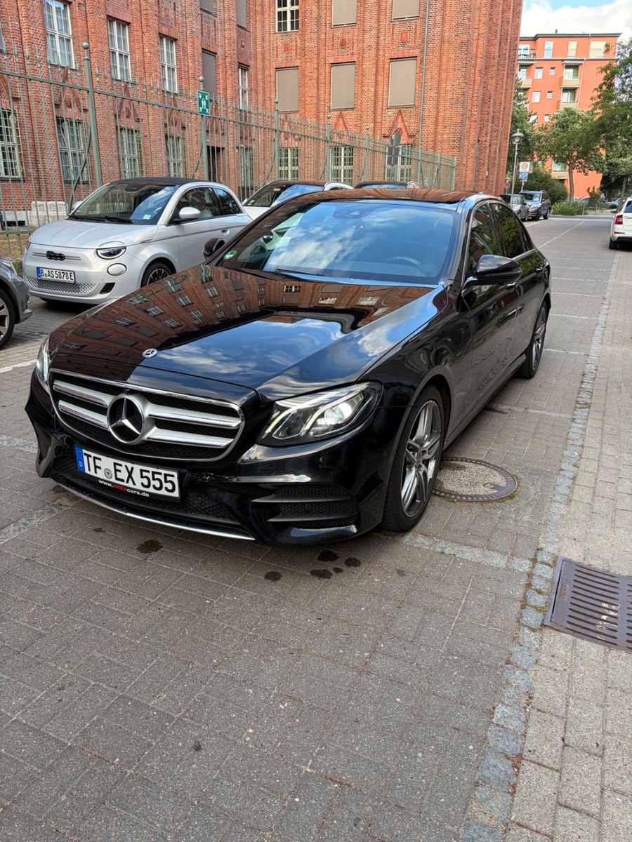 MERCEDES-BENZ E 220 d Autom. -AMG Line Digtal Tacho
