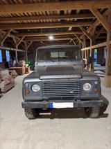 Land Rover Defender 90 Td4 Station Wagon E E - Land Rover: D90