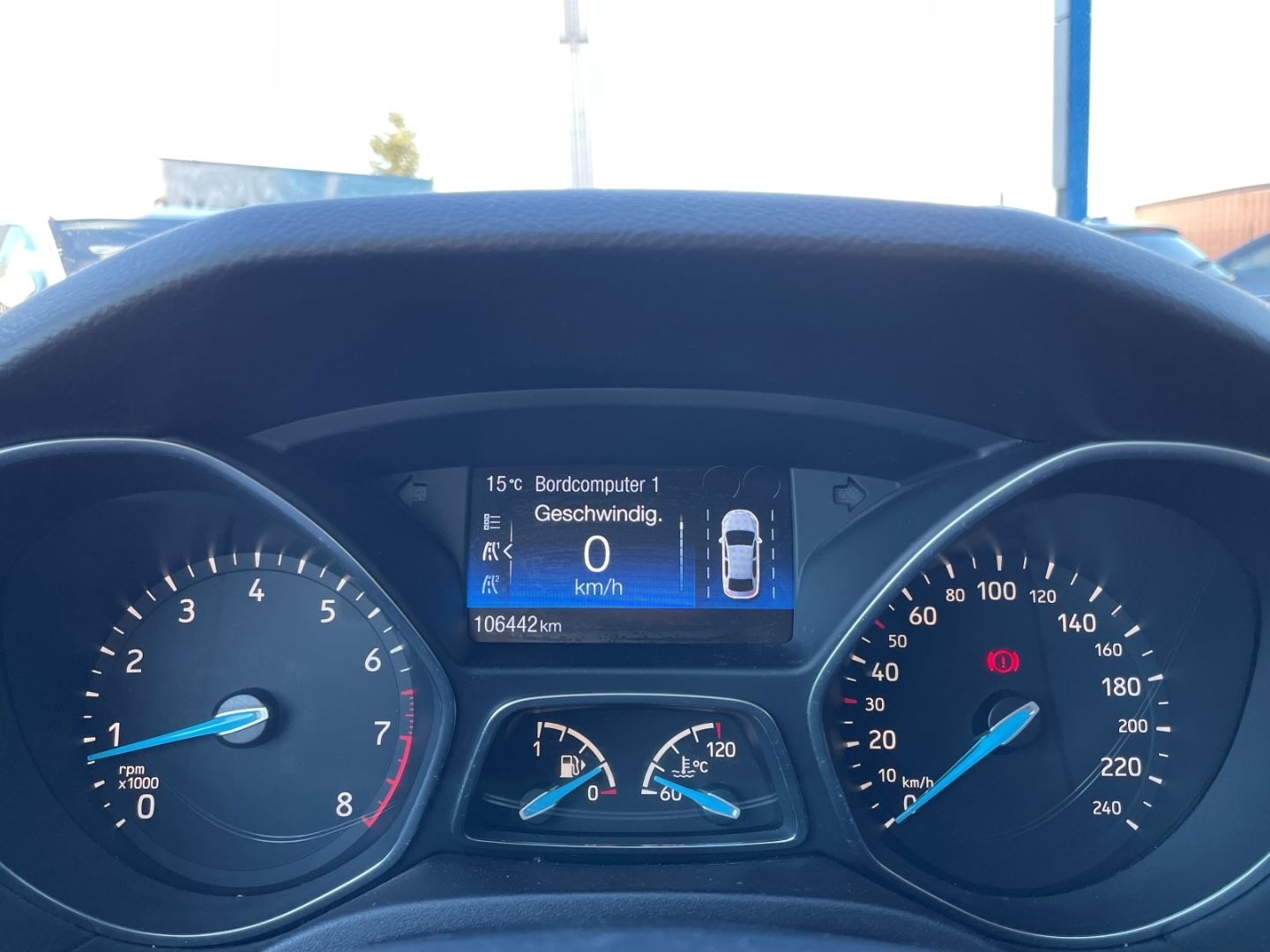 Fahrzeugabbildung Ford Focus totWinkAss Verkehrszeichenerk Bluetooth