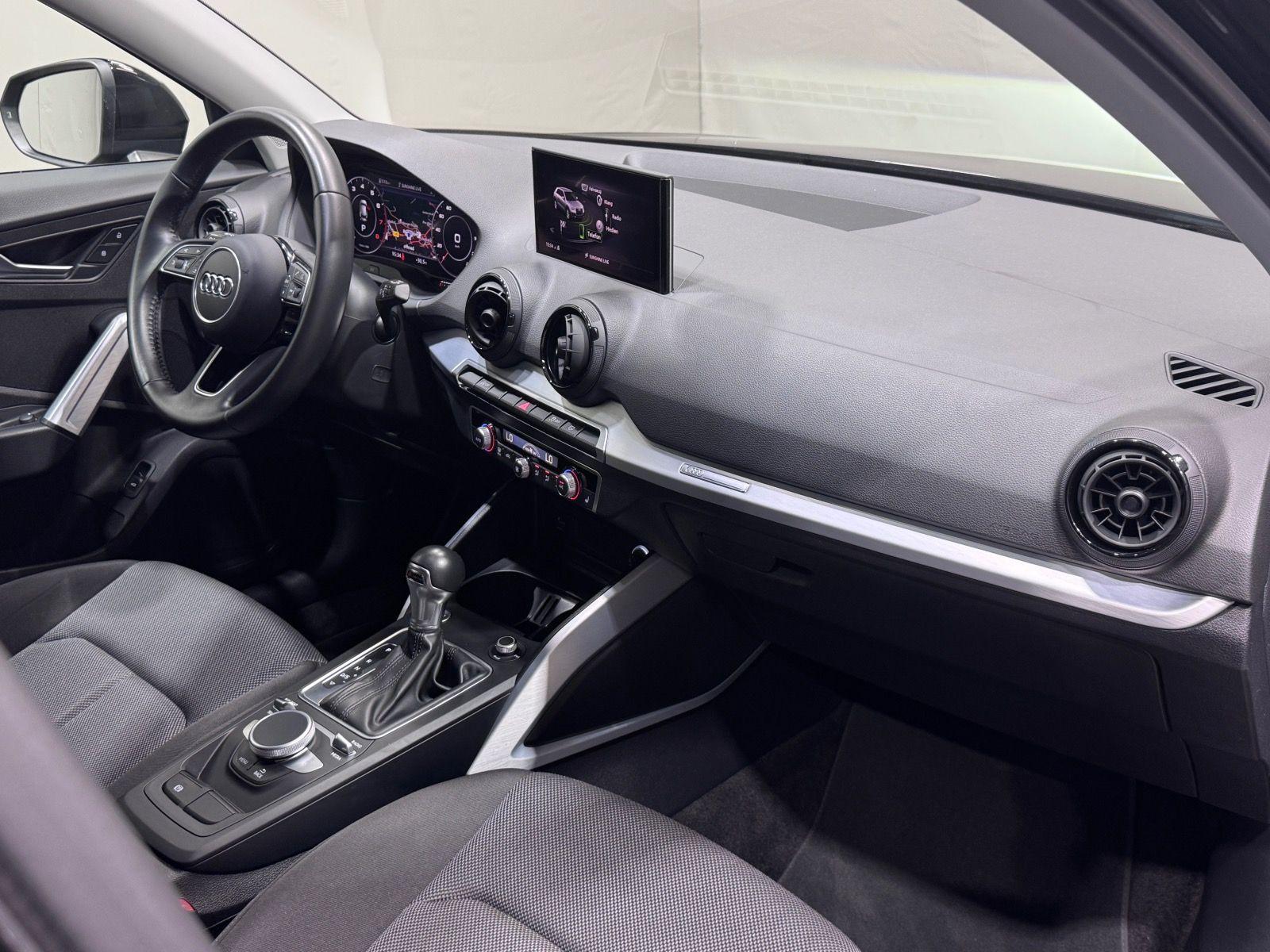 Audi Q2 Sport 1.0 TSI DSG | LED NAVI TEMPOM APP-CONN