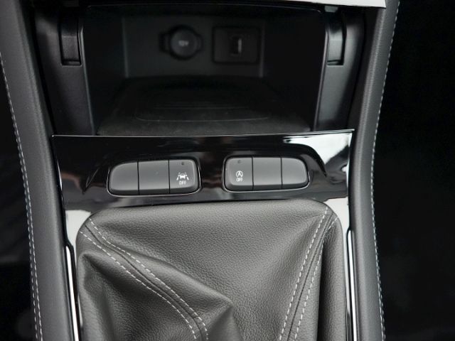 Grandland GS+AHK+LED+360 GRAD KAMERA+SITZ-/LENKR
