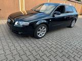 Audi A4 2.0 TDI (DPF) Avant - - Audi A4 aus 2007: Kombi