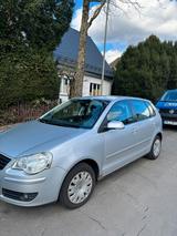 Volkswagen VW Volkswagen Polo 1.6 Automatik - Volkswagen Polo aus 2007: 1.6