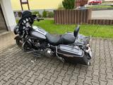 Harley-Davidson Street Glide - Motorräder in Freiburg