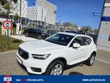 Volvo XC40 T3 Geartronic Momentum Pro NAVI+CAM+SITZHZG - Volvo: Momentum
