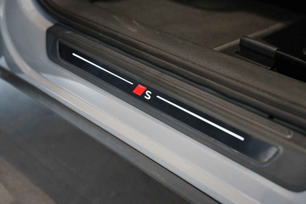 AUDI SQ5 Sportback TFSI | Pano | Carbon | Tech pro AUDI SQ5 Sportback TFSI | Pano | Carbon | Tech pro