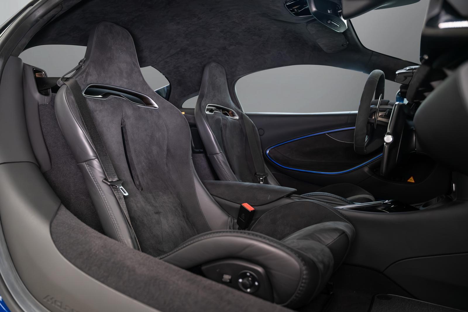 McLaren Artura 3 Jahre Garantie & 2 Jahre Service inkl