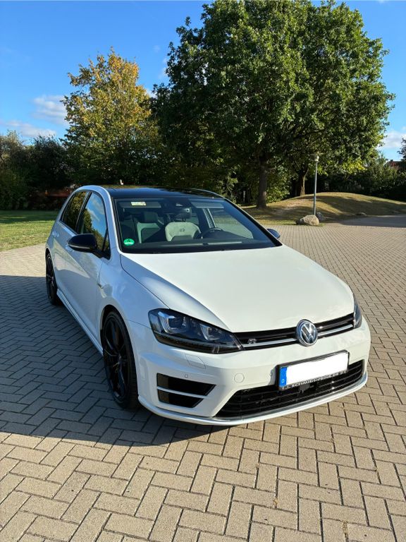 Image of Volkswagen Golf