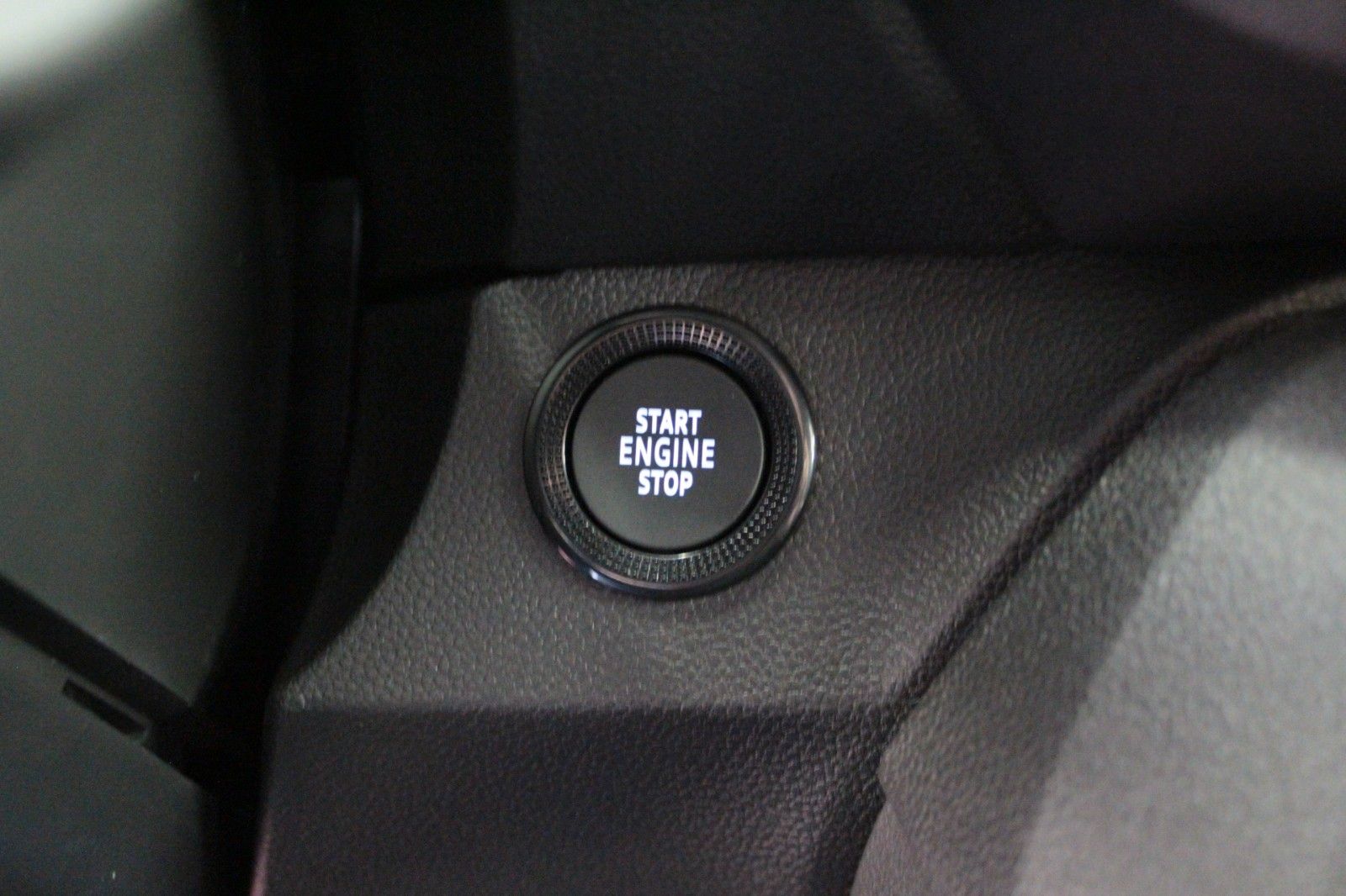 Fahrzeugabbildung Dacia Sandero Eco-G 100 Stepway Extreme+